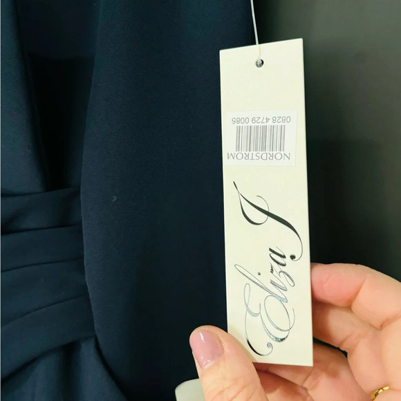 Eliza J Ruffle Front Gown - Picture 11 of 11